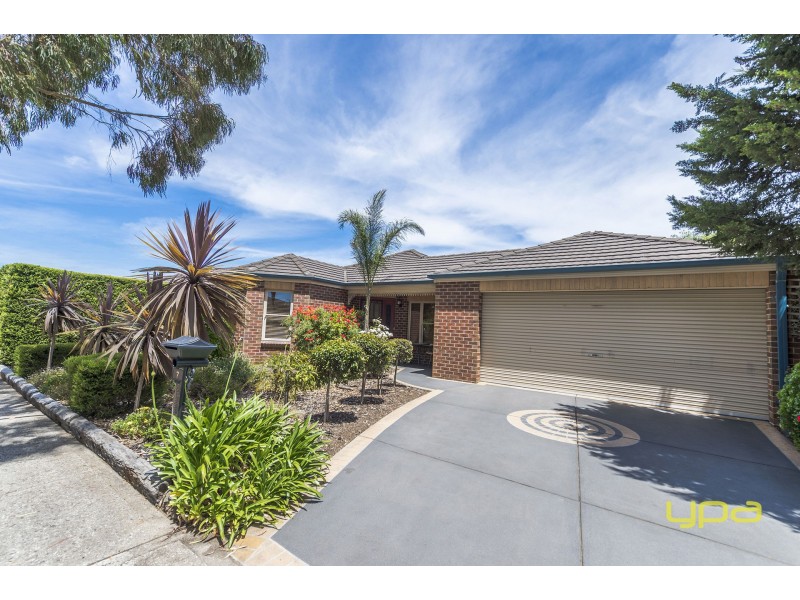 7 Tilley Walk, Roxburgh Park VIC 3064