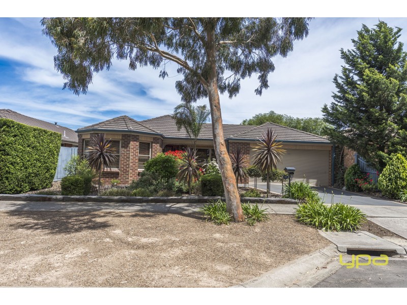 7 Tilley Walk, Roxburgh Park VIC 3064