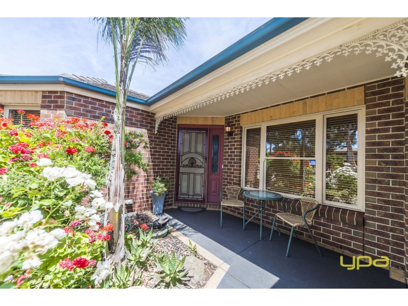 7 Tilley Walk, Roxburgh Park VIC 3064