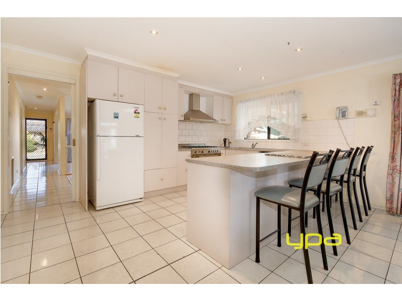 2 Moody Court, Roxburgh Park VIC 3064