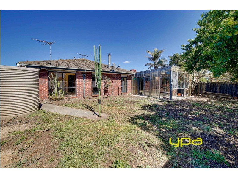 2 Moody Court, Roxburgh Park VIC 3064