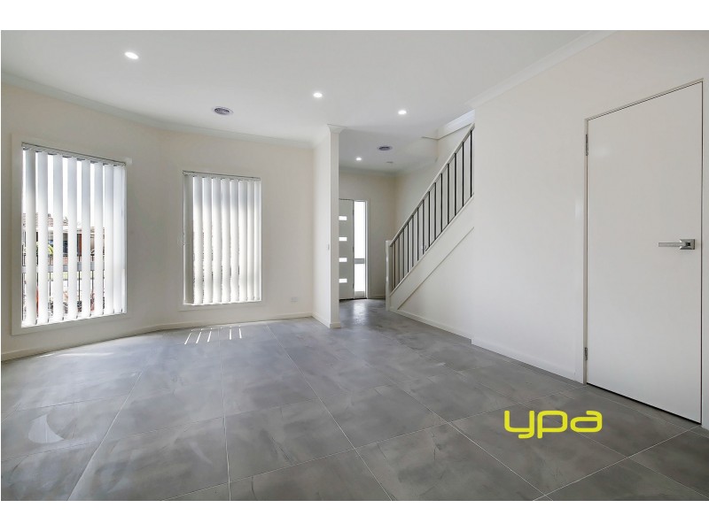 33 Buchan Street, Meadow Heights VIC 3048