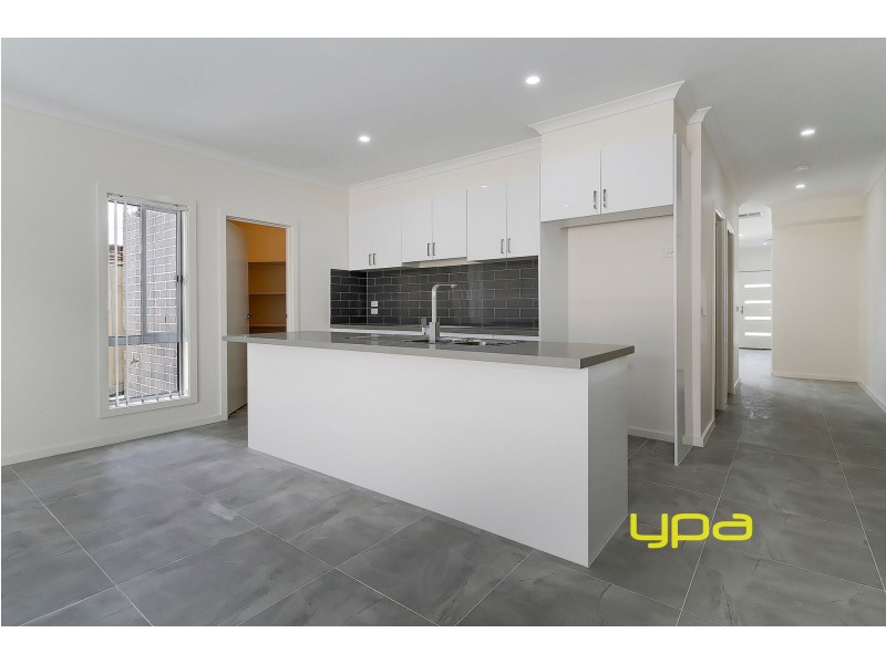 33 Buchan Street, Meadow Heights VIC 3048