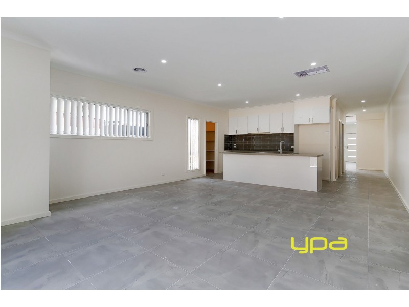 33 Buchan Street, Meadow Heights VIC 3048