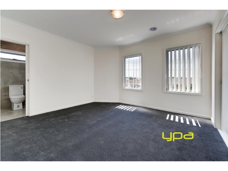 33 Buchan Street, Meadow Heights VIC 3048