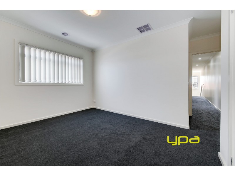 33 Buchan Street, Meadow Heights VIC 3048