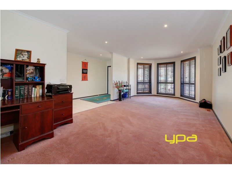 11  Redwood Close, Meadow Heights VIC 3048