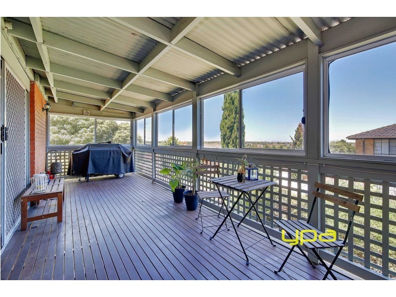 11  Redwood Close, Meadow Heights VIC 3048