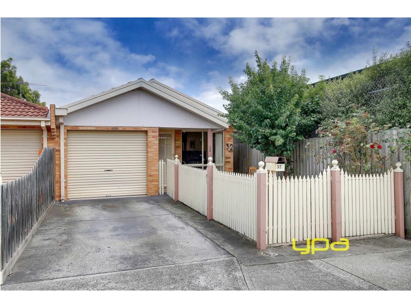 32  Karnak Crescent, Coolaroo VIC 3048