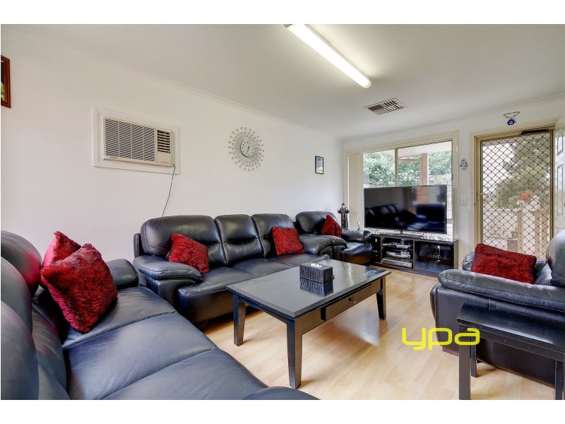 32  Karnak Crescent, Coolaroo VIC 3048