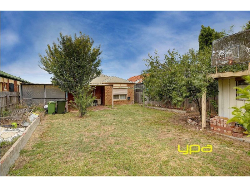 41 Rearden Crescent, Roxburgh Park VIC 3064