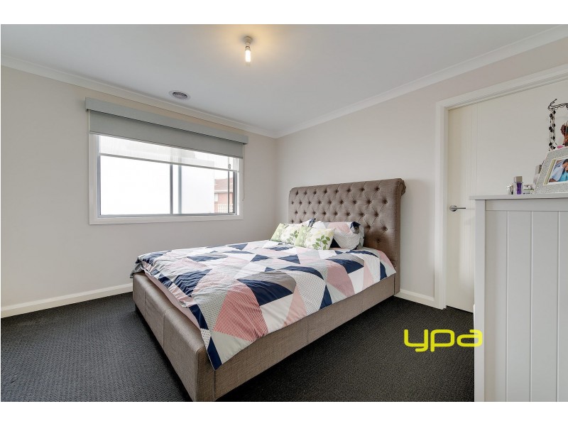 3/5 Bronco Court, Meadow Heights VIC 3048