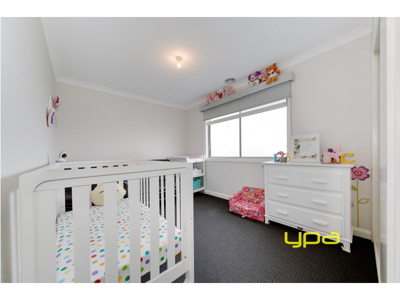 3/5 Bronco Court, Meadow Heights VIC 3048