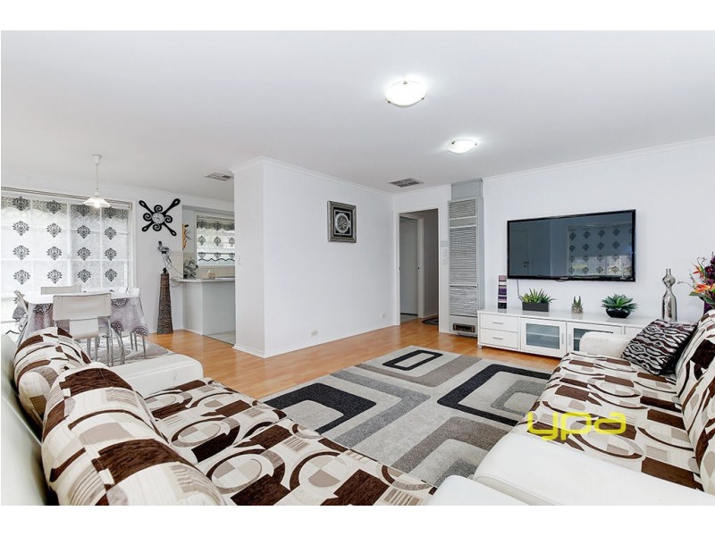 12 Addison Way, Roxburgh Park VIC 3064