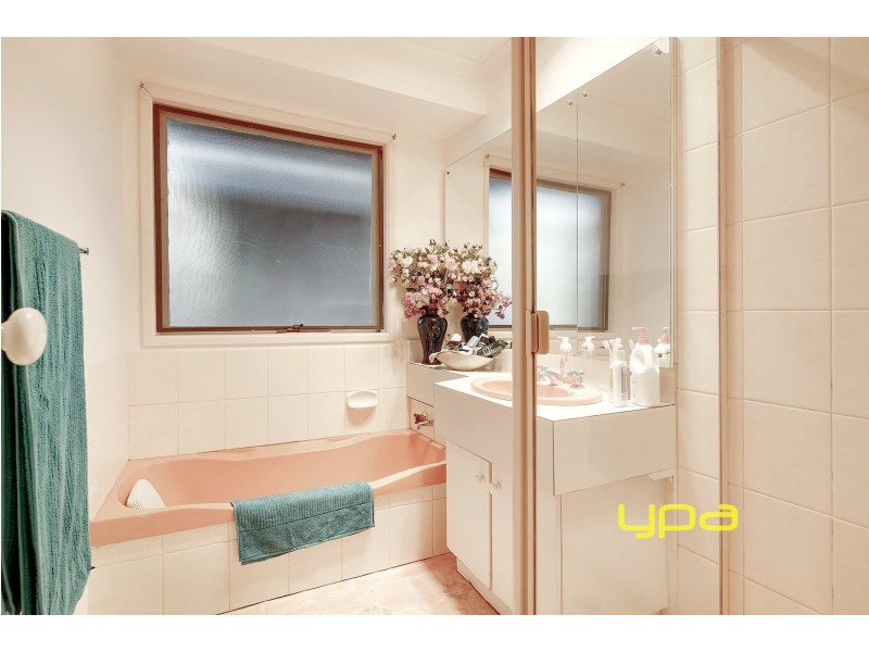 3  Yeovil Court, Craigieburn VIC 3064