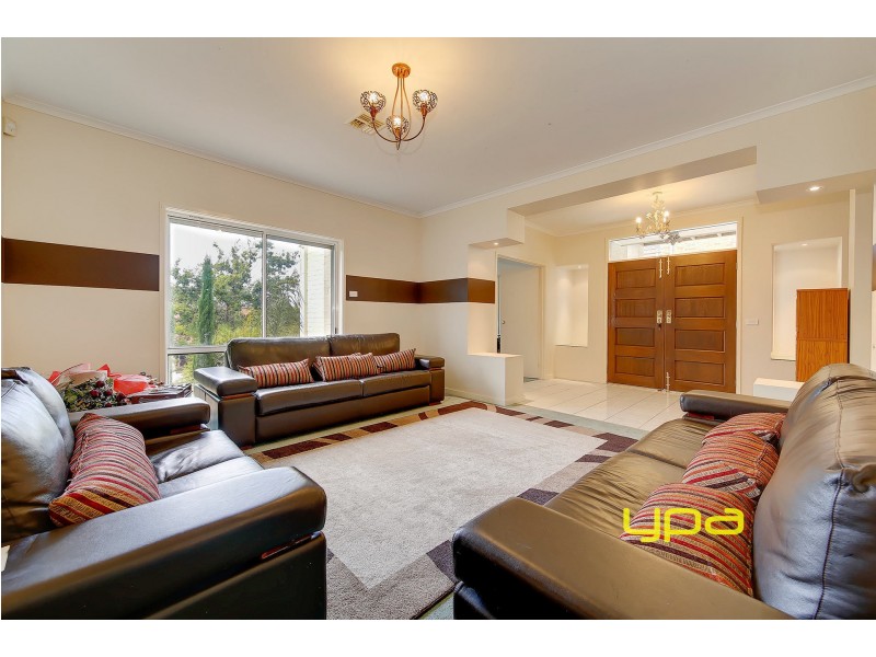 70 Dunfermline Avenue, Greenvale VIC 3059