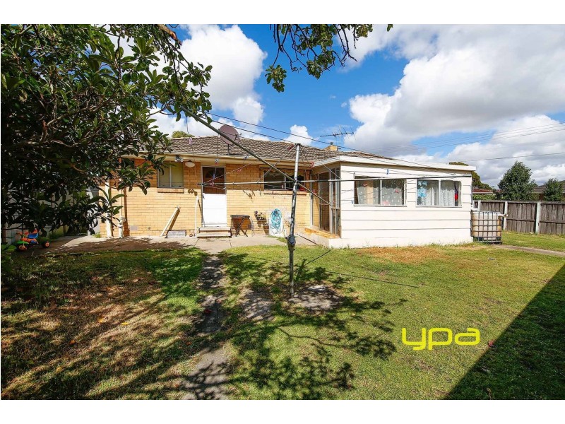 2 Emerald Street, Dallas VIC 3047