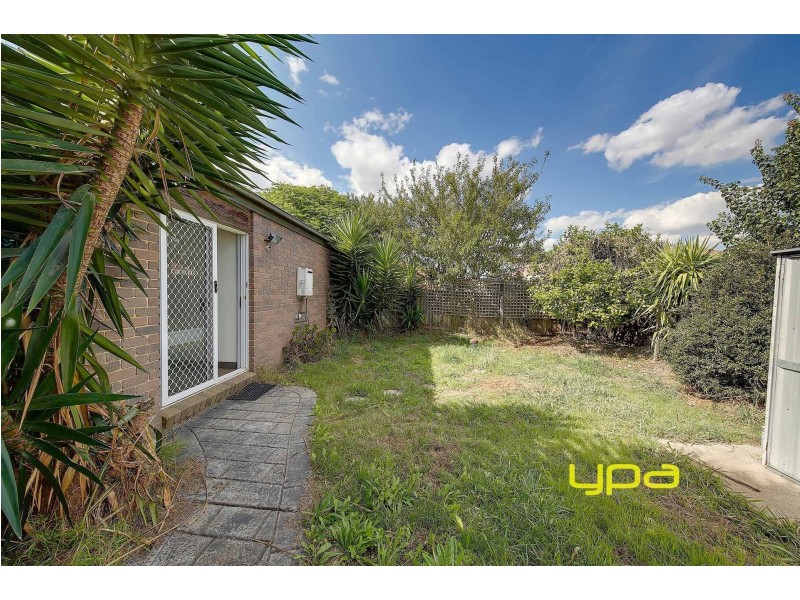 14 Addison Way, Roxburgh Park VIC 3064