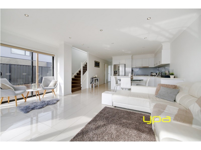 76 Baronial Way, Craigieburn VIC 3064