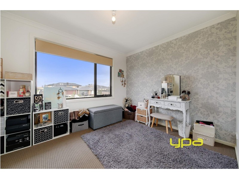 76 Baronial Way, Craigieburn VIC 3064