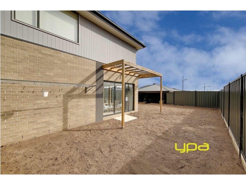 76 Baronial Way, Craigieburn VIC 3064