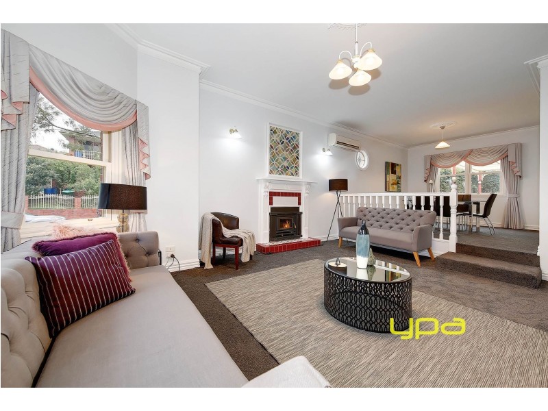 1 Reynolds Court, Roxburgh Park VIC 3064