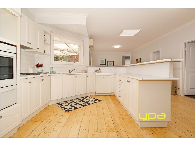 1 Reynolds Court, Roxburgh Park VIC 3064