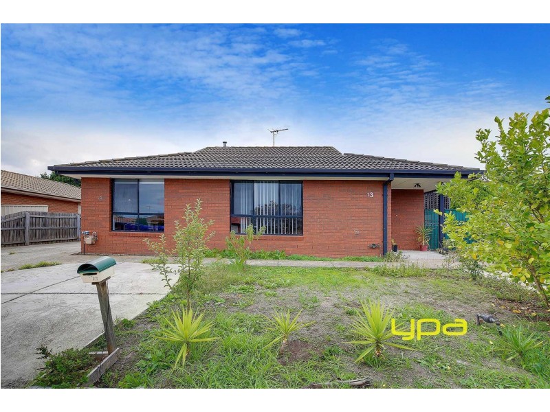 1/13 Pinnaroo Circuit, Meadow Heights VIC 3048