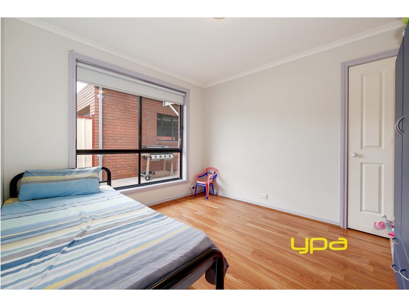 1/13 Pinnaroo Circuit, Meadow Heights VIC 3048