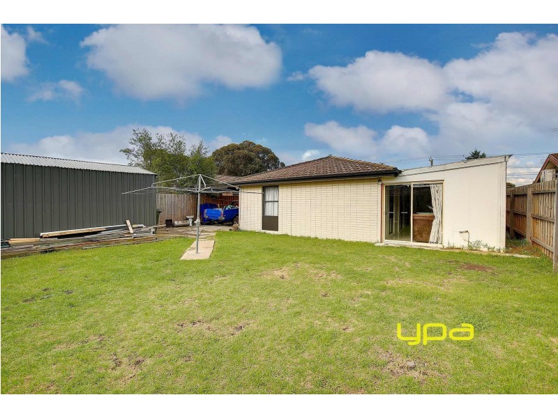 57 Malmsbury Drive, Meadow Heights VIC 3048