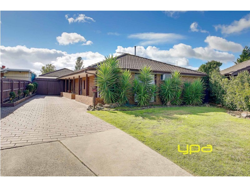 19 Sheoak Court, Meadow Heights VIC 3048