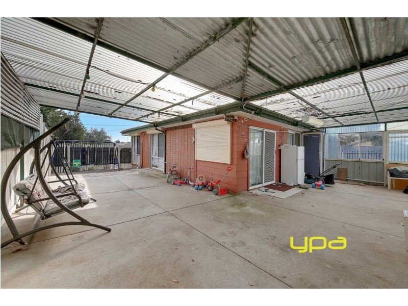 5 Melwood Court, Meadow Heights VIC 3048