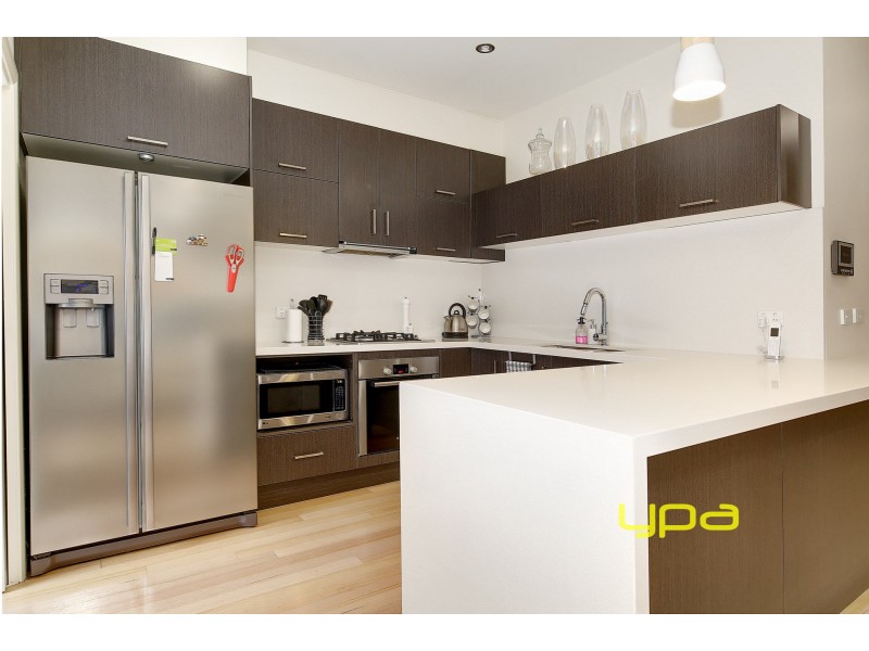 8 Brookvale Court, Roxburgh Park VIC 3064