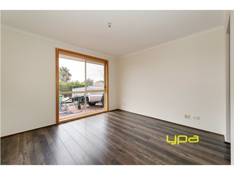 13 Linden Close, Meadow Heights VIC 3048