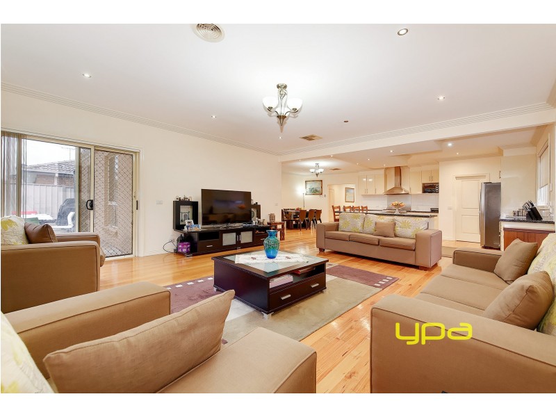 3 Neptune Street, Roxburgh Park VIC 3064