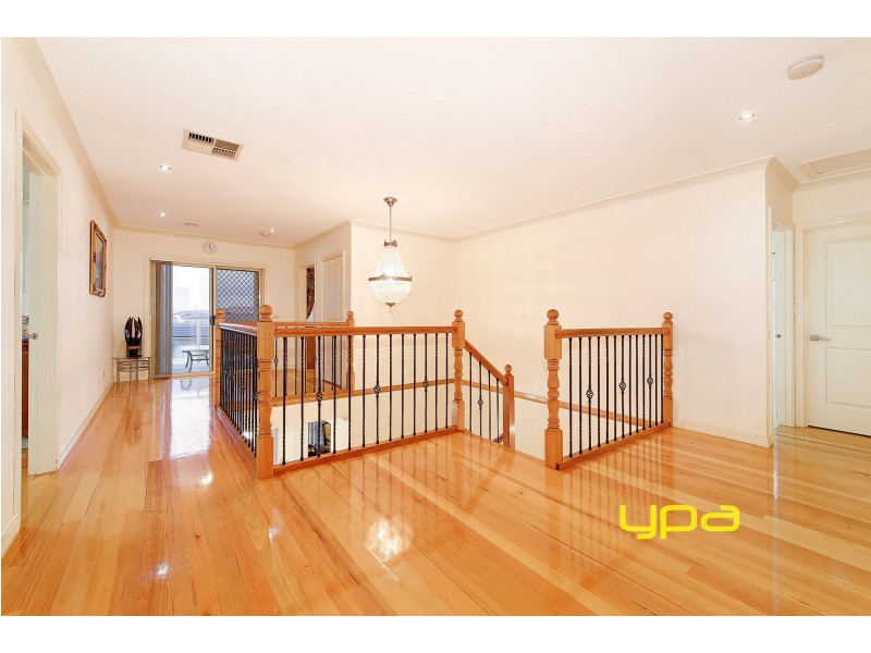 3 Neptune Street, Roxburgh Park VIC 3064