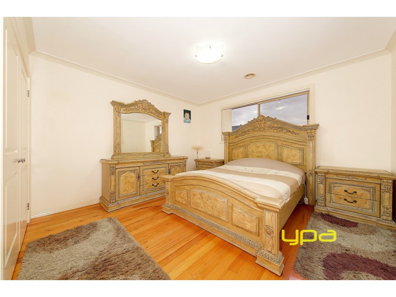 3 Neptune Street, Roxburgh Park VIC 3064