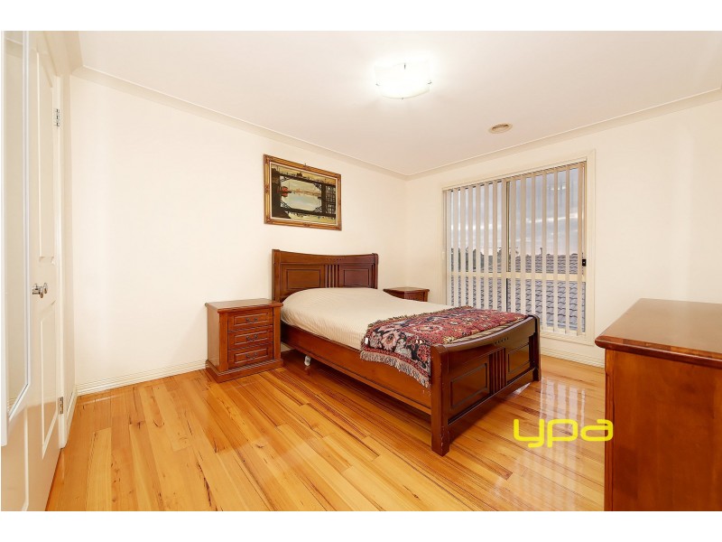 3 Neptune Street, Roxburgh Park VIC 3064