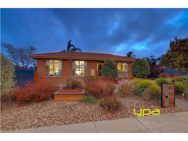 1 Kanooka Grove, Meadow Heights VIC 3048