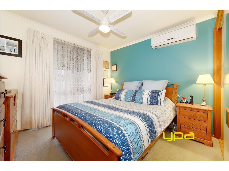 1 Kanooka Grove, Meadow Heights VIC 3048