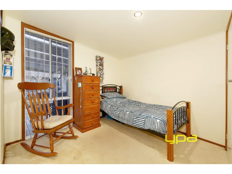 1 Kanooka Grove, Meadow Heights VIC 3048