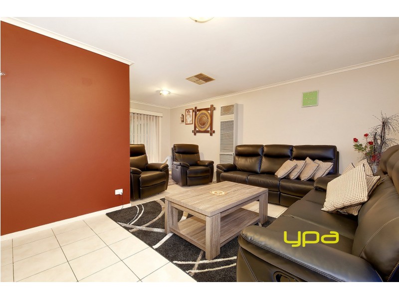 23 Goodenia Close, Meadow Heights VIC 3048