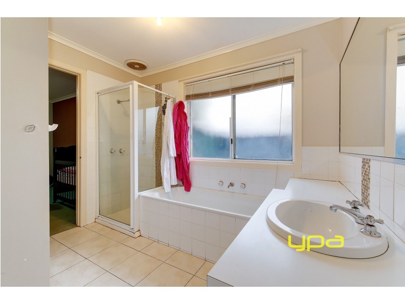 23 Goodenia Close, Meadow Heights VIC 3048