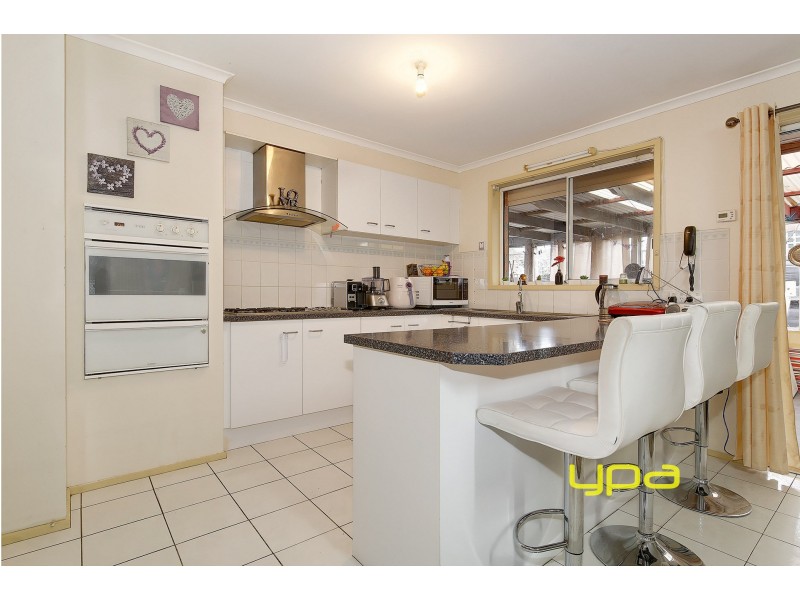 65 Nicholson Crescent, Meadow Heights VIC 3048