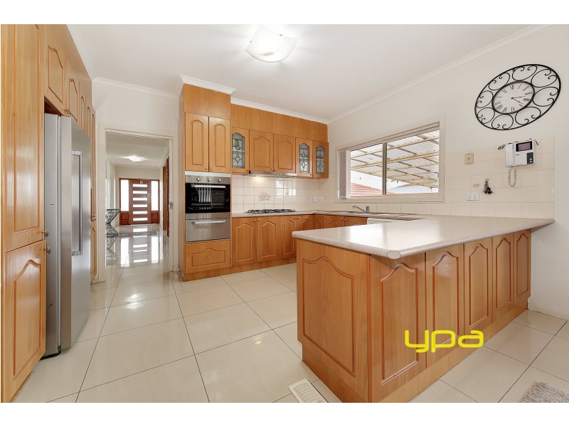 13 Burgan Place, Meadow Heights VIC 3048