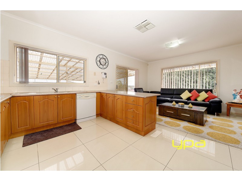 13 Burgan Place, Meadow Heights VIC 3048