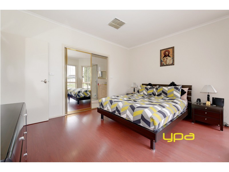 13 Burgan Place, Meadow Heights VIC 3048