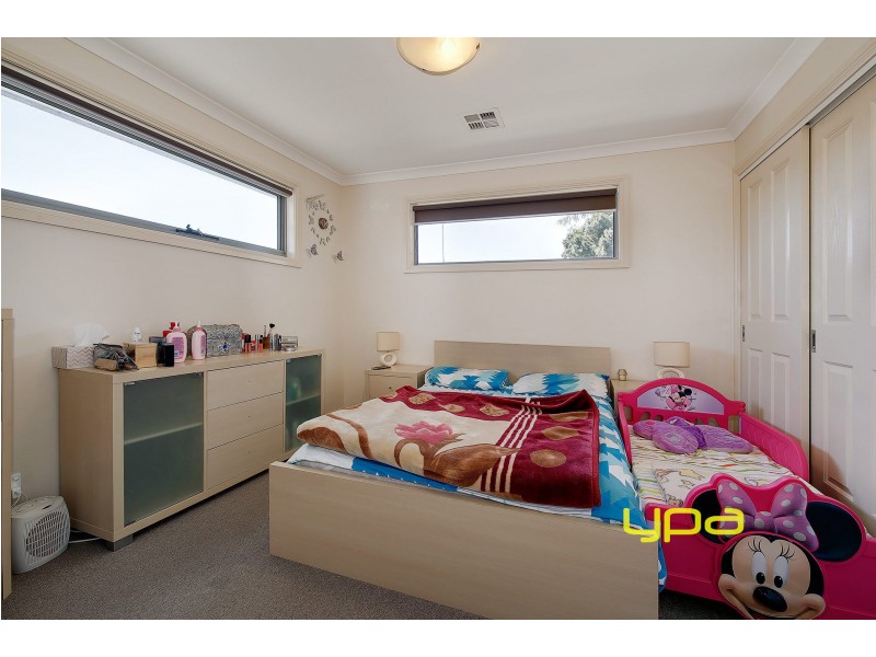 4/64 Lorraine Crescent, Jacana VIC 3047