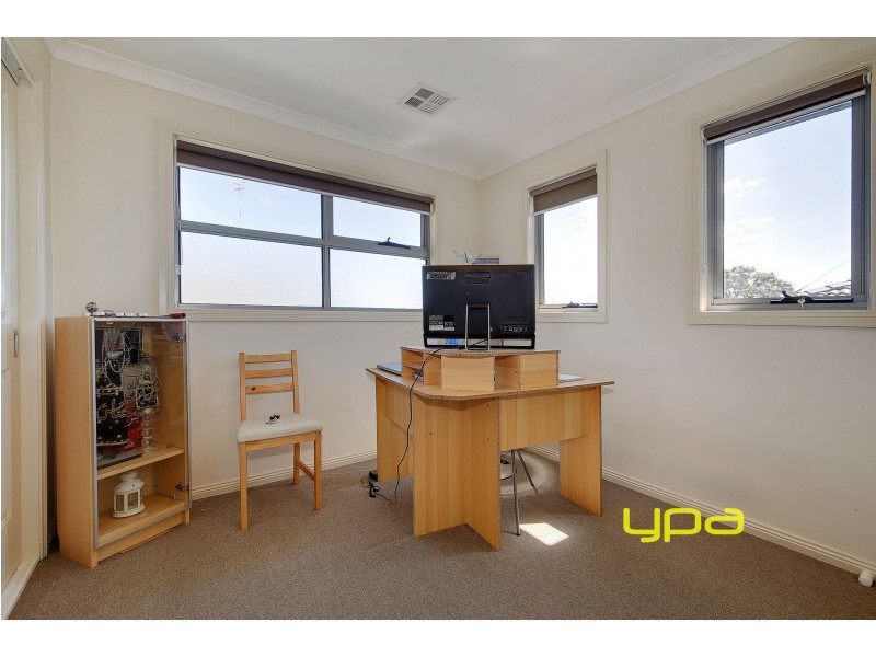 4/64 Lorraine Crescent, Jacana VIC 3047