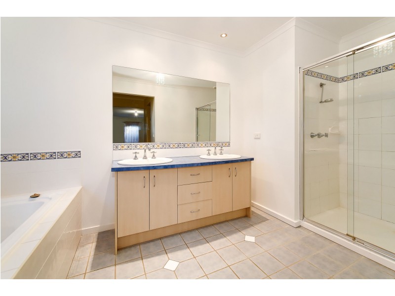 1 Consort Place, Craigieburn VIC 3064